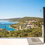 Villa Ruba *