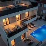 Villa Ruba *
